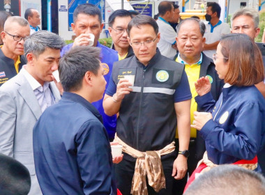 ลงพื้นที่ตรวจราชการเพื่อแก้ไขปัญหาความเดือดร้อนของเกษตรกรด้านแหล่งน้ำ ในพื้นที่จังหวัดนครศรีธรรมราช โดยมี นายประวัติ แดงบรรจง รองอธิบดีกรมส่งเสริมสหกรณ์ และผู้บริหารหน่วยงานสังกัดกระทรวงเกษตรและสหกรณ์ ร่วมลงพื้นที่ ณ โรงเรียนบ้านน้ำร้อน ตำบลสี่ขีด อำเภอส ... พารามิเตอร์รูปภาพ 46